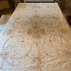 Vintage Nonna’s Italian Embroidered Tablecloth